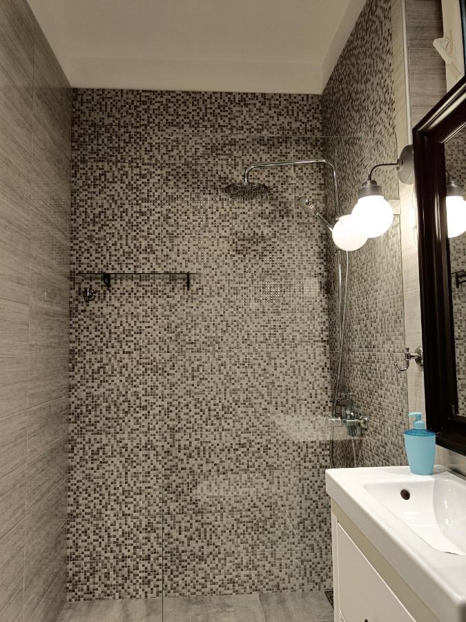 Newly Refurbished Apartment In The City Center София Экстерьер фото