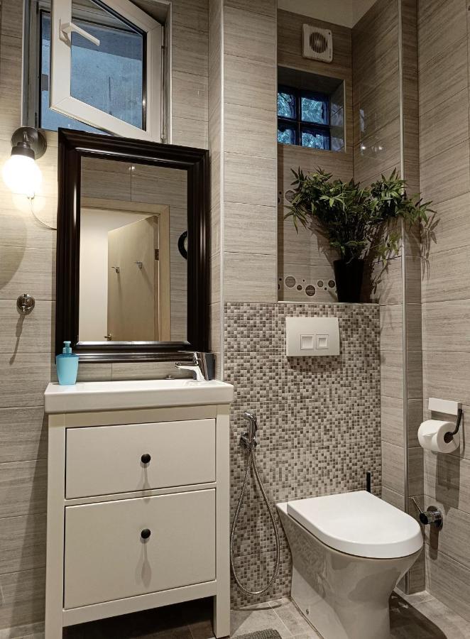 Newly Refurbished Apartment In The City Center София Экстерьер фото
