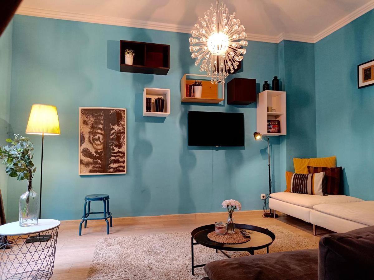 Newly Refurbished Apartment In The City Center София Экстерьер фото