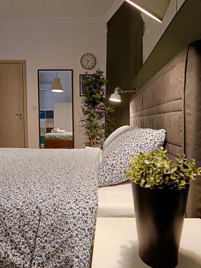 Newly Refurbished Apartment In The City Center София Экстерьер фото